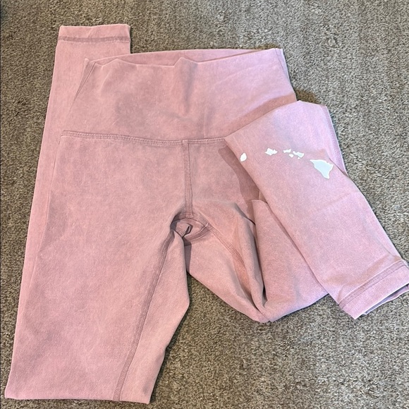 Lululemon Athletica Pink Leggings High Waist Full Length- Hawaii exclusive - Picture 1 of 3